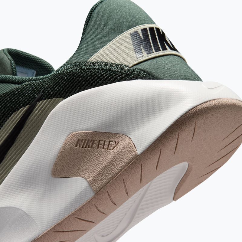Pánske tréningové topánky Nike Flex Train camo green/summit white/cream Ii/black 6