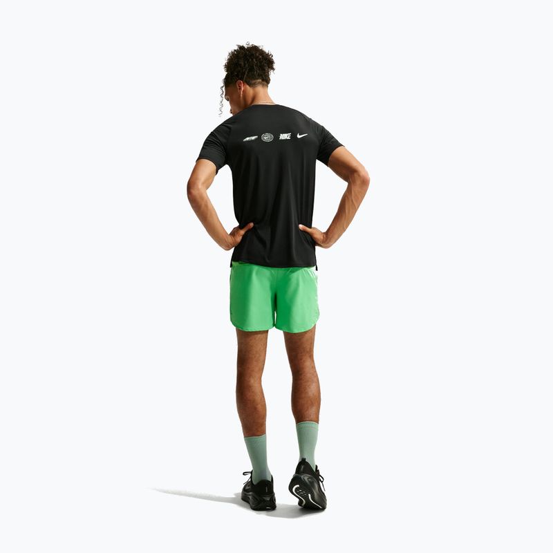 Pánske bežecké tričko Nike Stride black 3
