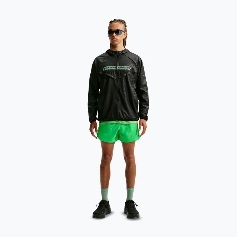Pánske šortky Nike Stride Dri-Fit s podšívkou 5" zelená iskra 2