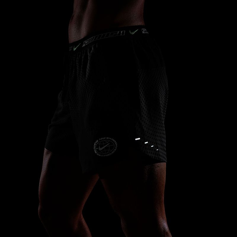 Pánske bežecké šortky Nike Stride black 5