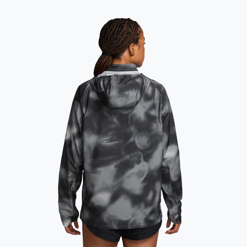 Pánska bežecká bunda Nike Miler black/smoke grey 2
