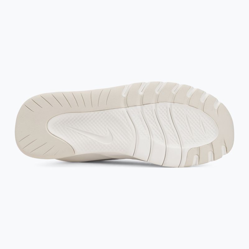 Dámske tréningové topánky Nike Flex Train white/sail/phantom/ metallic silver 4