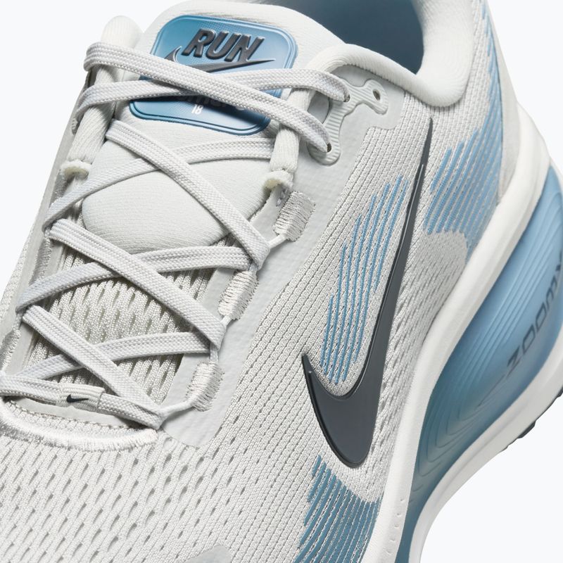 Pánske bežecké topánky Nike Vomero 18 grey fog/off white/dark obsidian 7