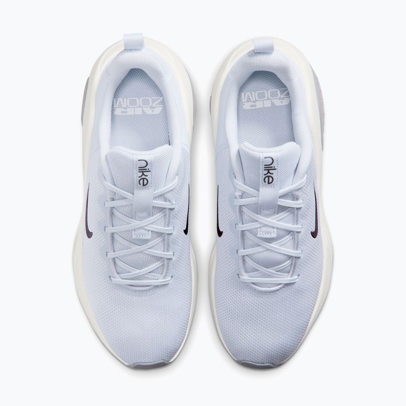 Dámske tréningové topánky Nike Bella 7 football grey/sail/metallic cool grey 4