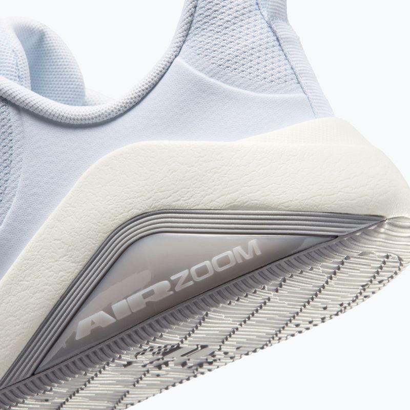 Dámske tréningové topánky Nike Bella 7 football grey/sail/metallic cool grey 6