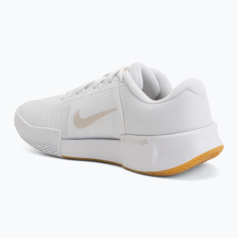 Dámske tenisové topánky Nike GP Challenge Pro white/summit white/linen/light orewood brown 3