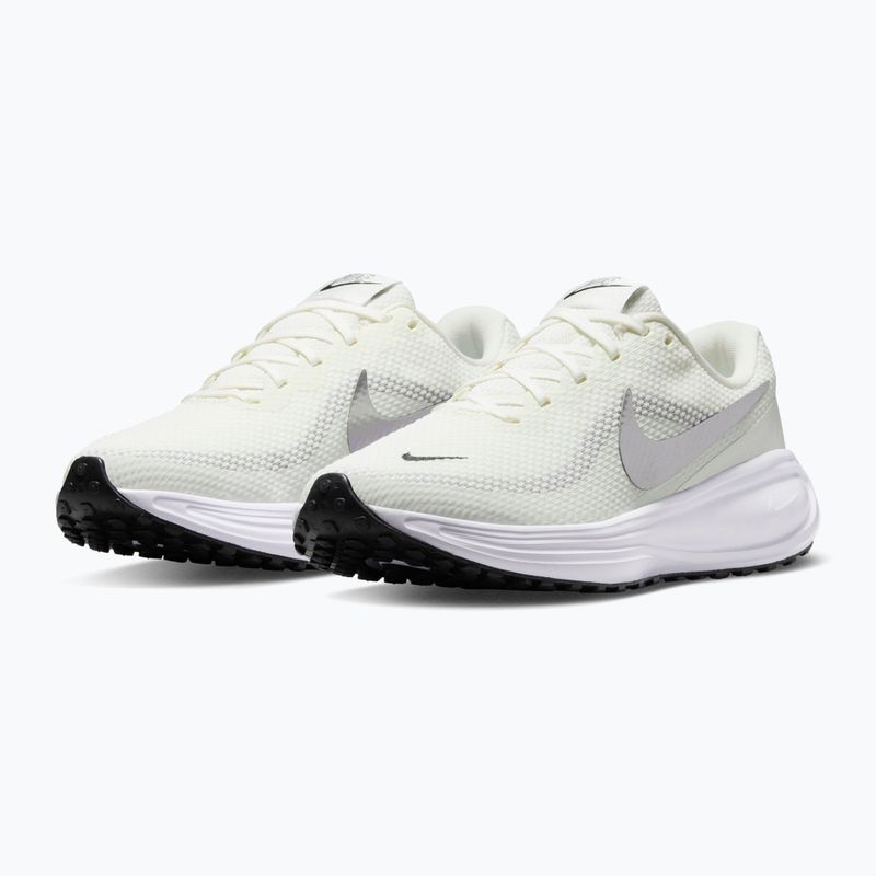 Dámske bežecké topánky Nike Revolution 8 sail/white/black/metallic silver 3