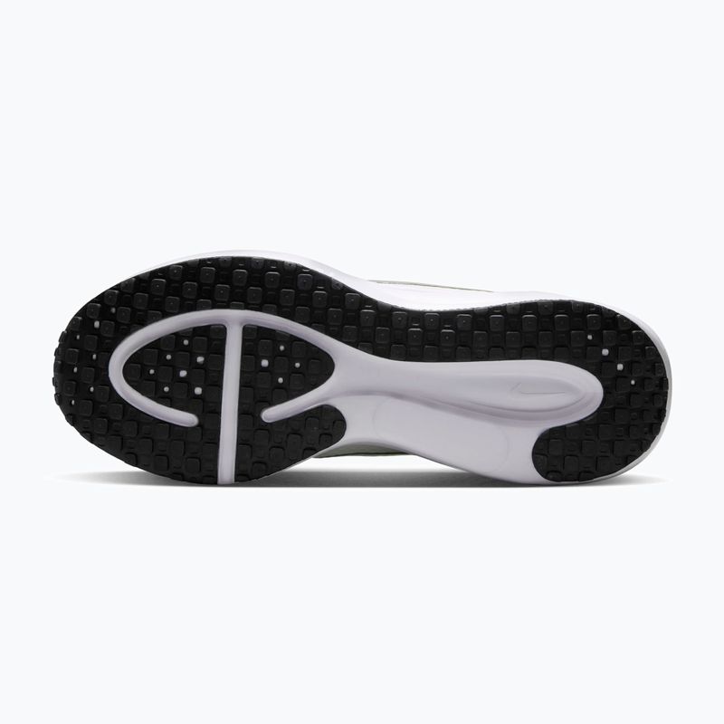 Dámske bežecké topánky Nike Revolution 8 sail/white/black/metallic silver 4