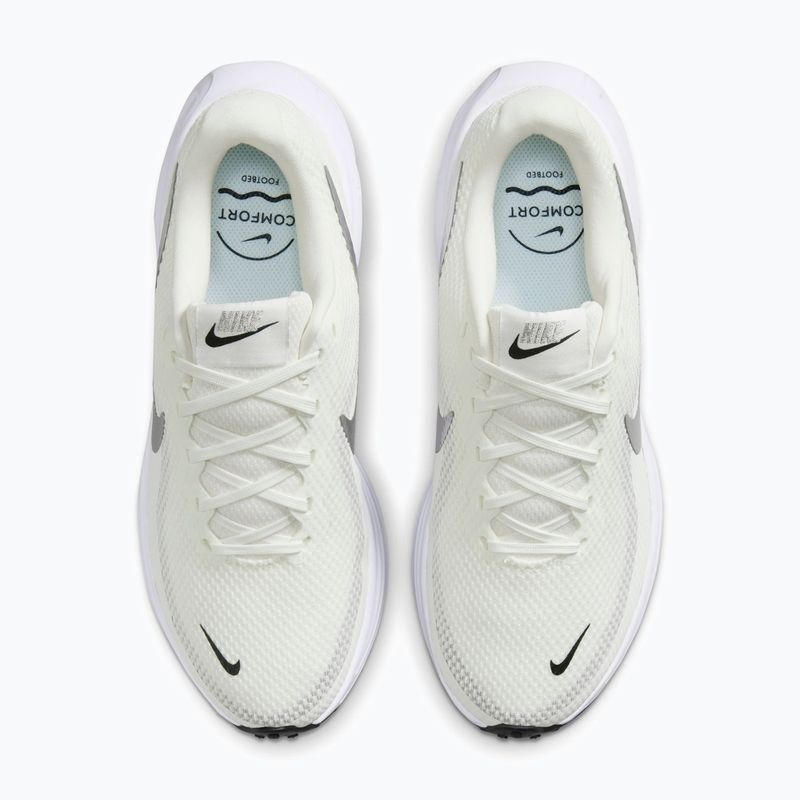 Dámske bežecké topánky Nike Revolution 8 sail/white/black/metallic silver 5