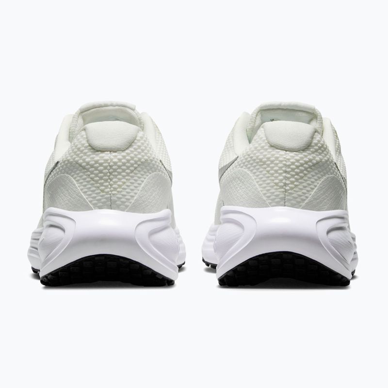 Dámske bežecké topánky Nike Revolution 8 sail/white/black/metallic silver 6