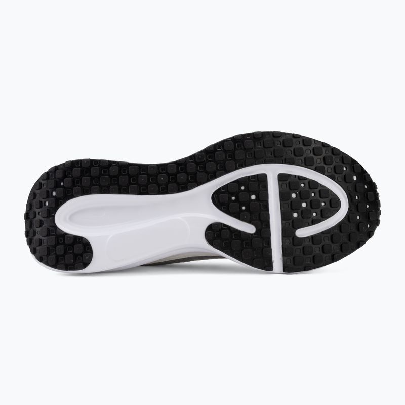 Dámske bežecké topánky Nike Revolution 8 sail/white/black/metallic silver 4