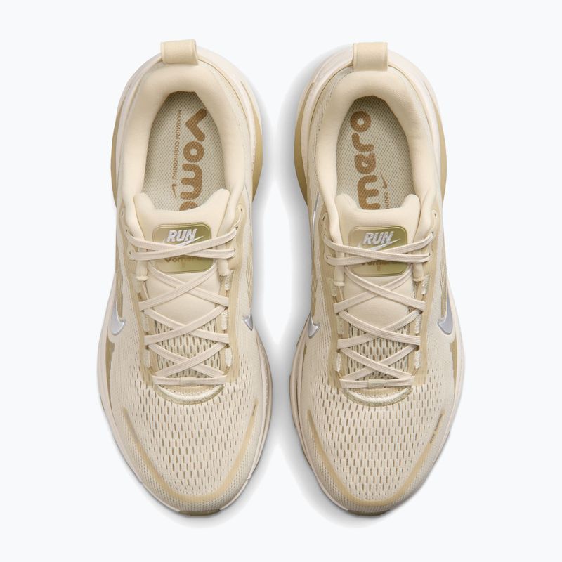 Pánske bežecké topánky Nike Vomero 18 light khaki/desert khaki/metallic silver 3
