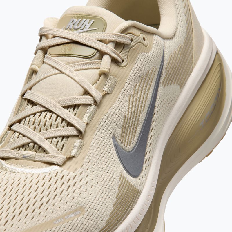 Pánske bežecké topánky Nike Vomero 18 light khaki/desert khaki/metallic silver 5