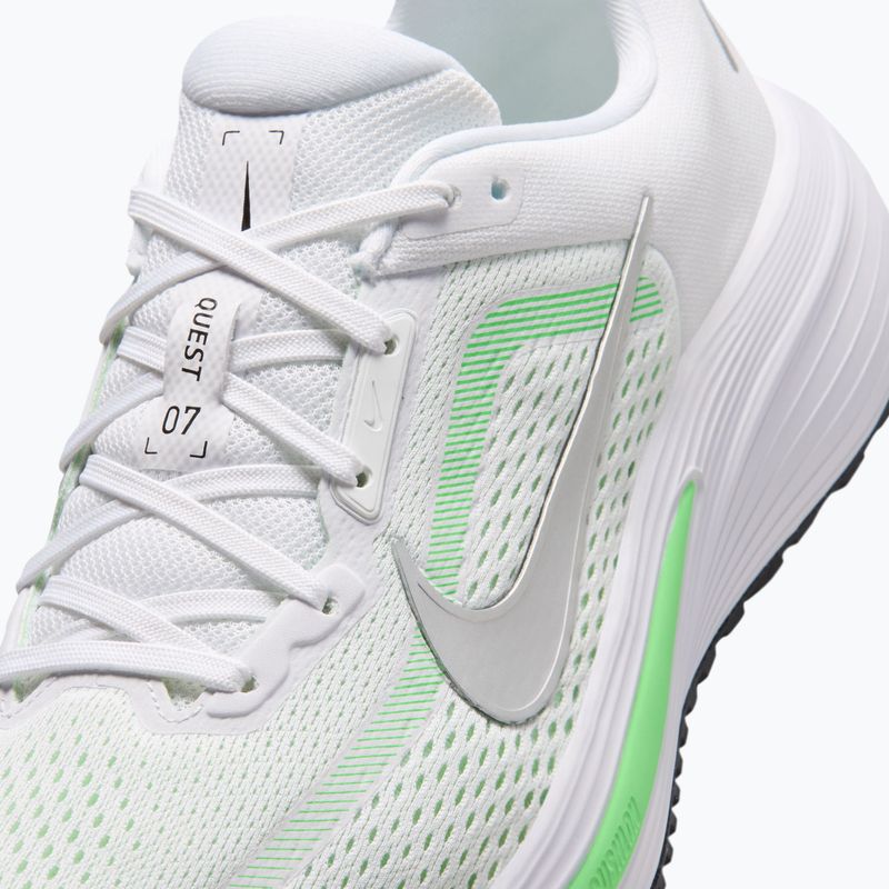 Dámske bežecké topánky Nike Quest 7 white/illusion green/metallic silver 7