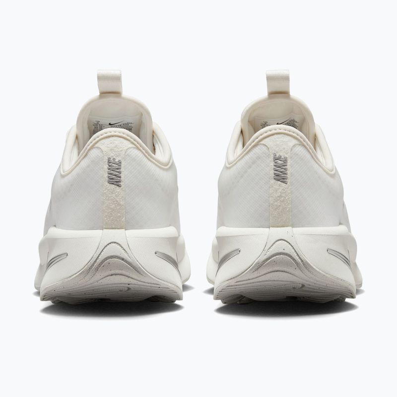 Dámske topánky Nike Motiva 2 summit white/phantom/metallic silver 4