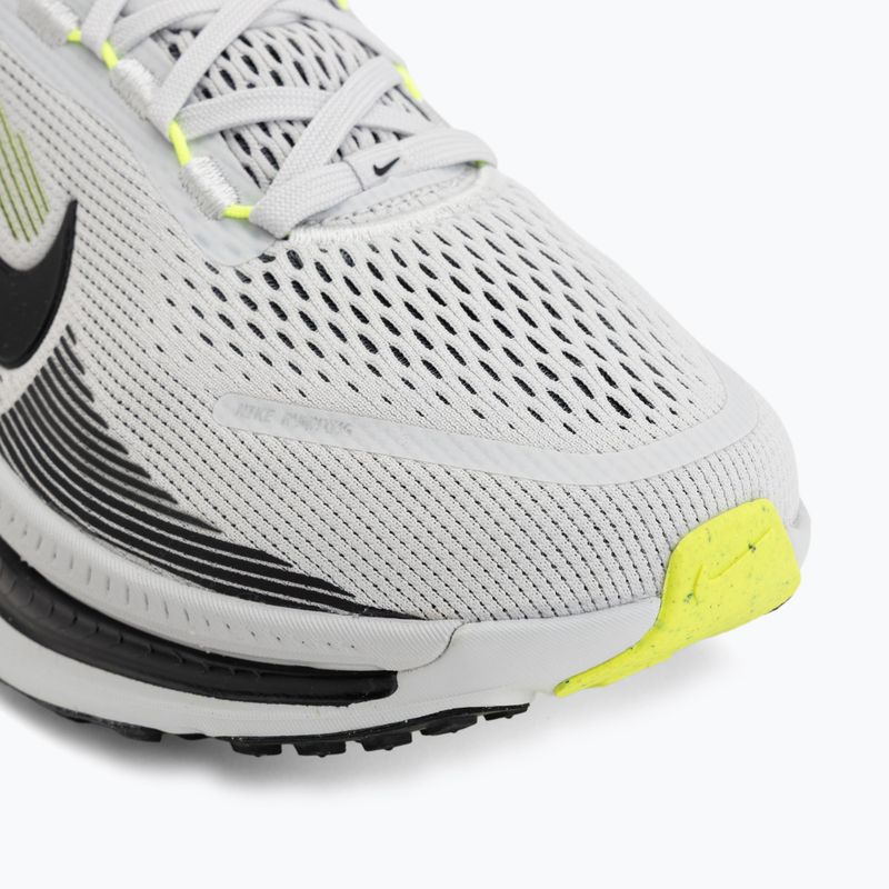 Pánske bežecké topánky Nike Vomero 18 photon dust/volt/black 7
