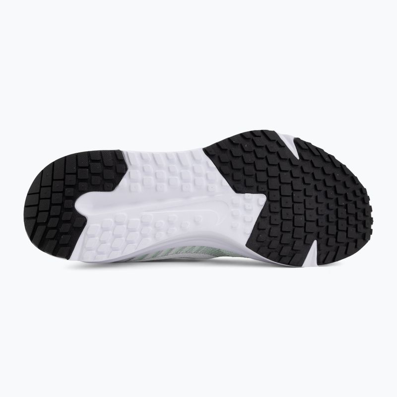 Dámske bežecké topánky Nike Run Defy white/cucumber calm/black/illusion green 4