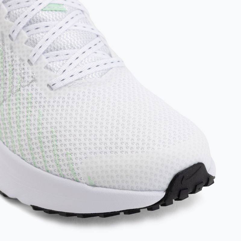 Dámske bežecké topánky Nike Run Defy white/cucumber calm/black/illusion green 7