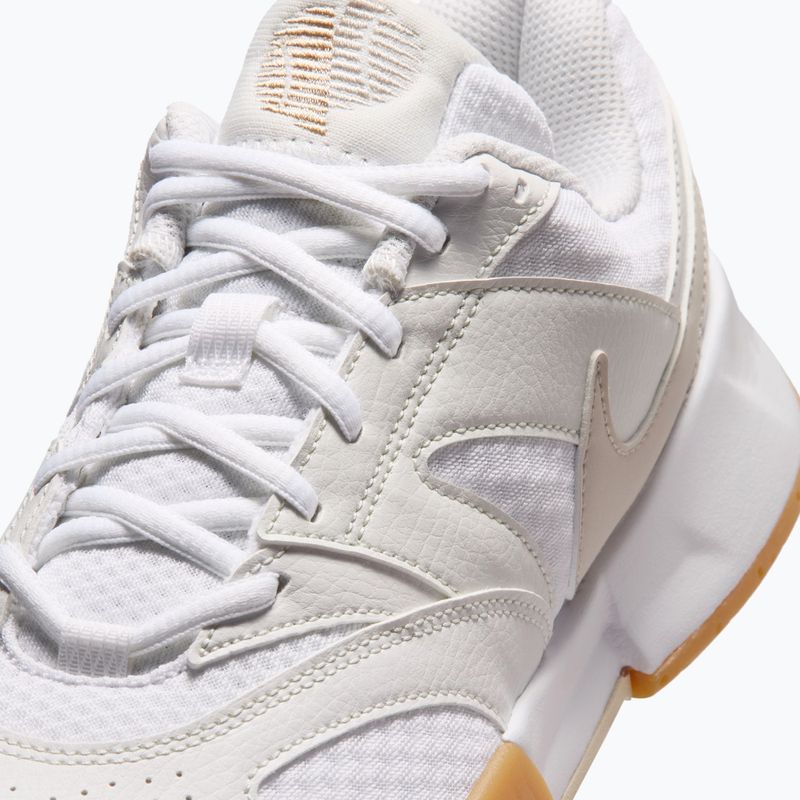 Dámske tenisové topánky Nike Court Lite 4 White/Summit White/Linen/Light Orewood Brown 7