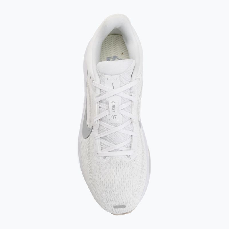 Dámske bežecké topánky Nike Quest 7 white/vast grey/vast grey/wolf grey 5