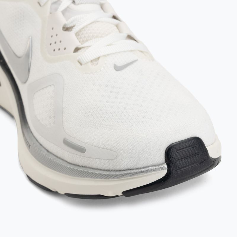 Dámske bežecké topánky Nike Structure 26 summit white/anthracite/metallic silver 7