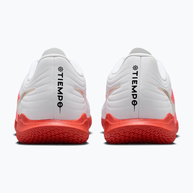Pánske kopačky Nike Tiempo Maestro Club white/bright crimson/blur 2