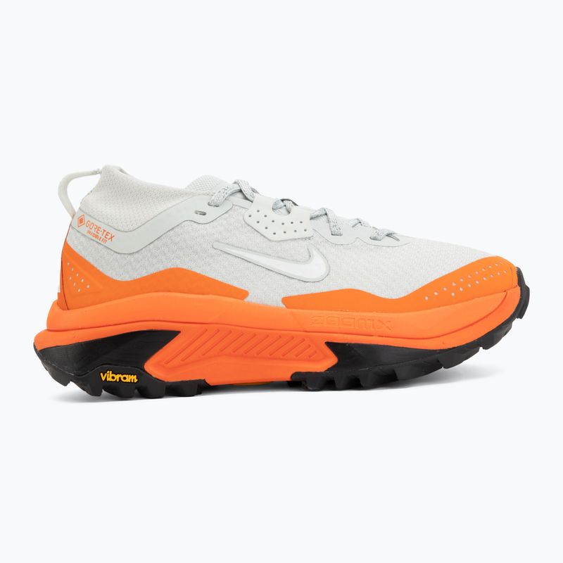 Dámske bežecké topánky Nike ACG Zegama GORE-TEX light silver/safety orange/summit white 2