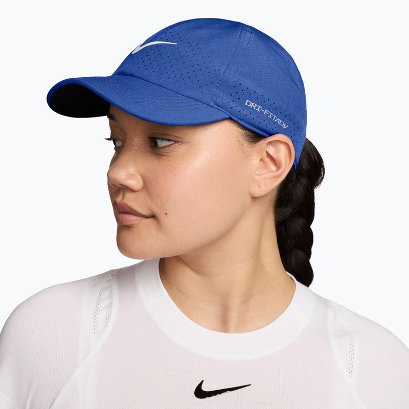 Šiltovka Nike Dri-FIT ADV Club old royal/white 2
