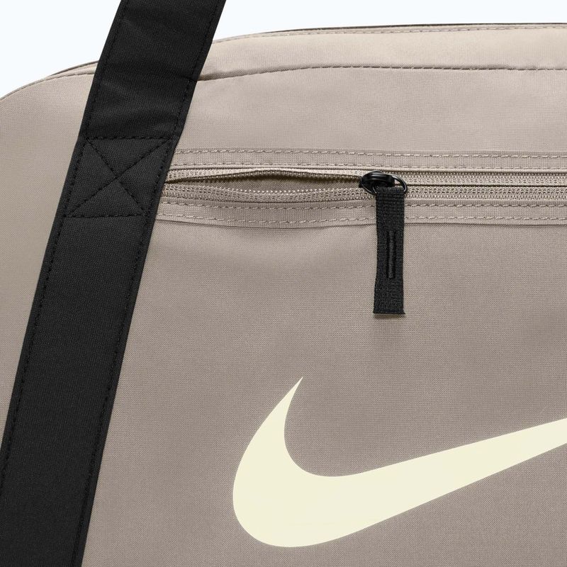 Dámska tréningová taška Nike Gym Club 24 l cream ii/black/sail 6