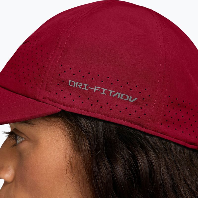 Šiltovka Nike Dri-FIT ADV Club team red/pale ivory 5