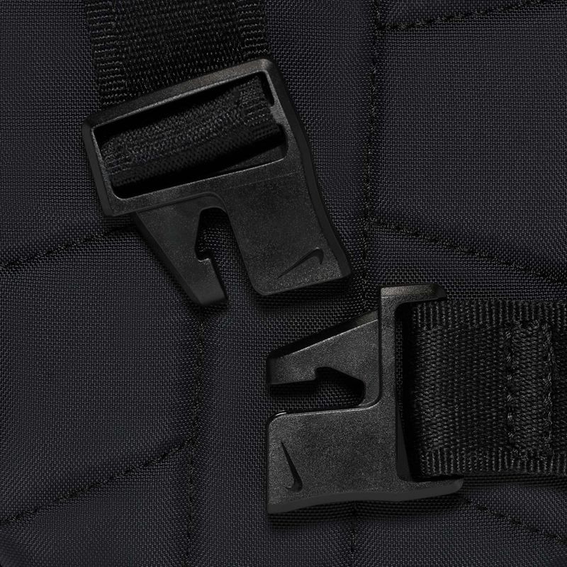 Ľadvinka Nike Tech Commute 1 l black/black/reflect silver 6