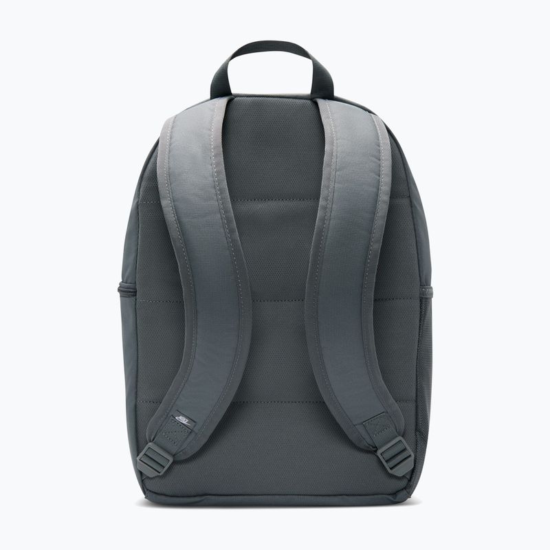 Mestský batoh Nike Heritage 23 l smoke grey/smoke grey/white 3