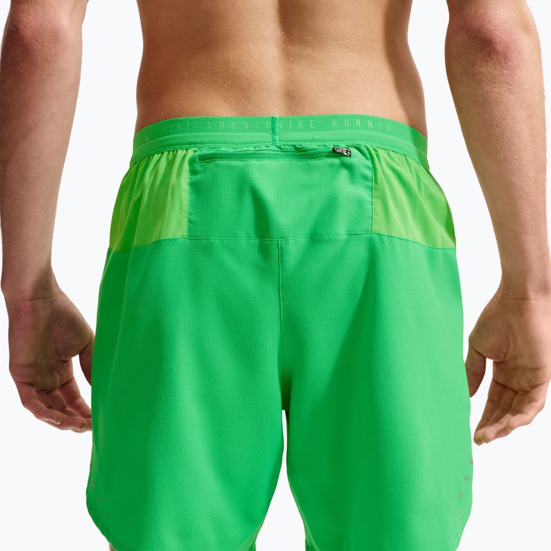 Pánske bežecké šortky Nike Stride Dri-Fit Brief-Lined 7" green spark 4