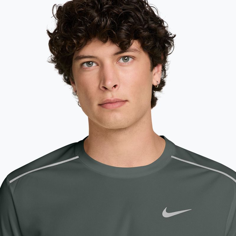 Pánske bežecké tričko Nike Miler Dri-Fit UV camo green 3