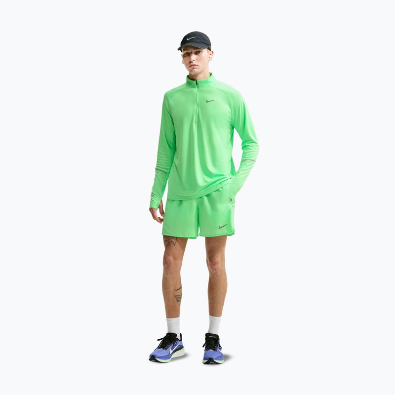 Pánske bežecké šortky Nike Miler illusion green 2