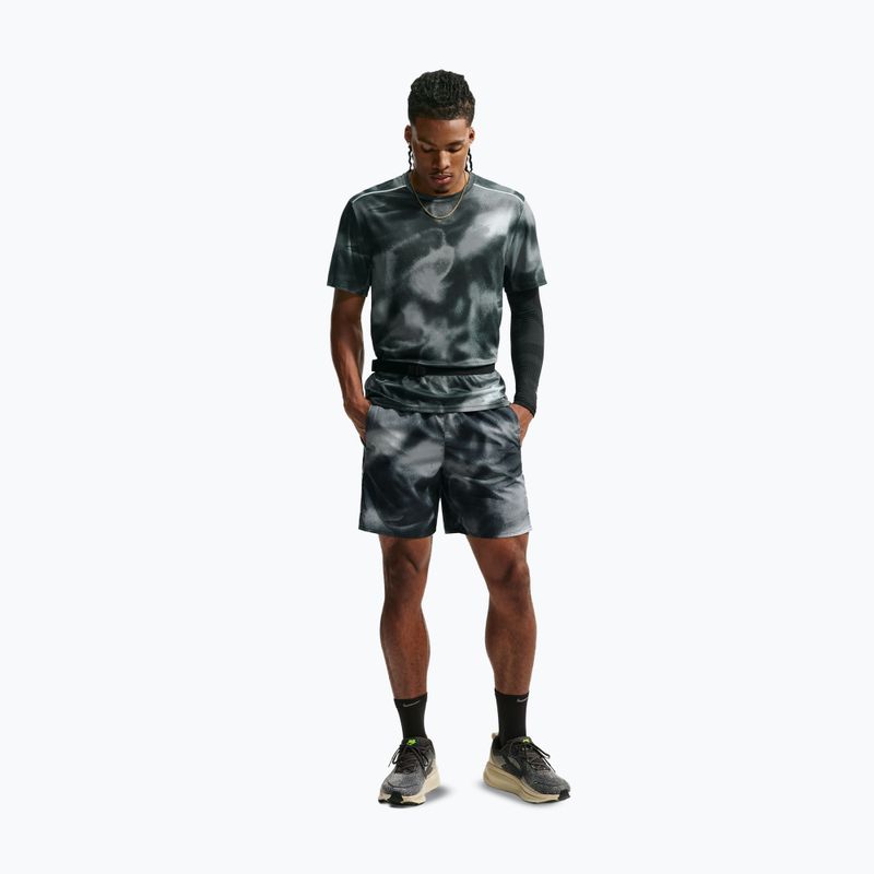Pánske bežecké šortky Nike Miler black 2