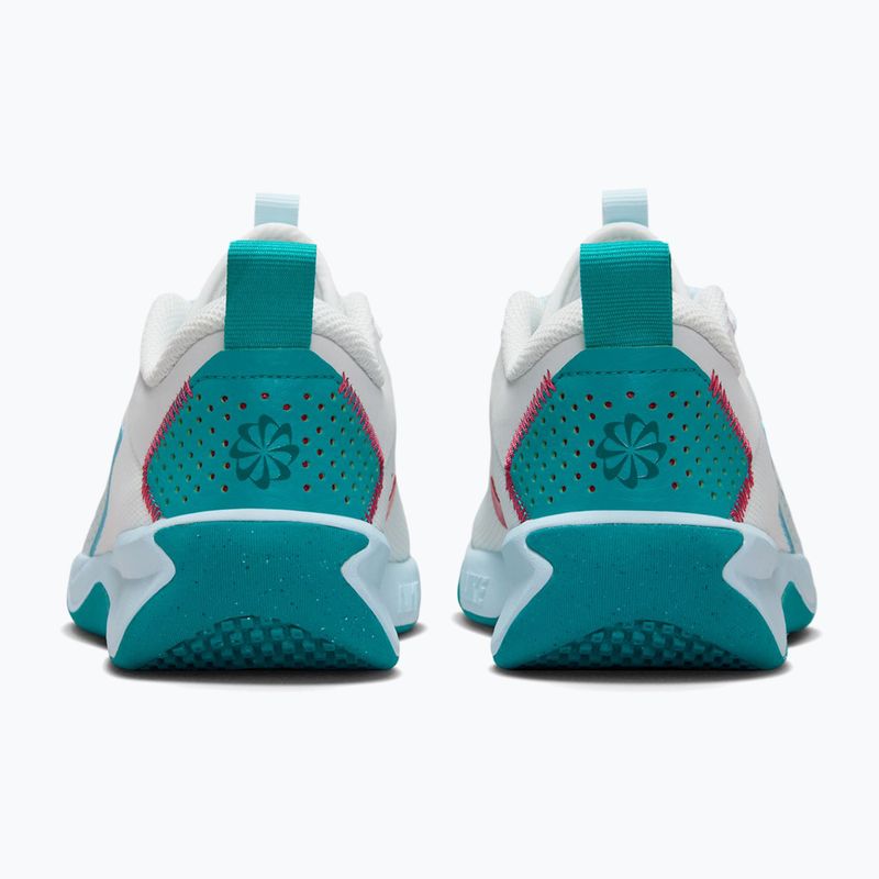 Detské topánky Nike Omni Multi-Court off white/energy/glacier blue 4