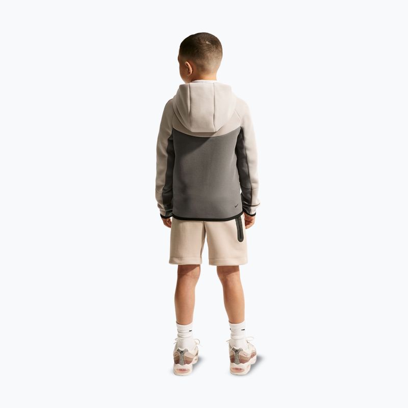 Detská mikina Nike Sportswear Tech Fleece moon particle/cave stone/black/black 3