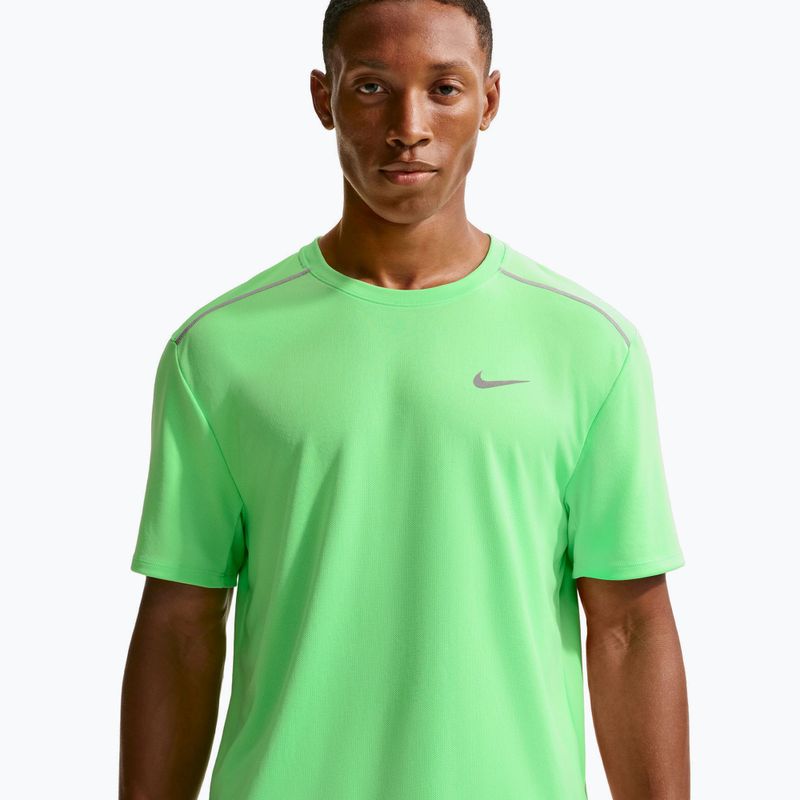 Pánske bežecké tričko Nike Miler Dri-Fit UV illusion green 4