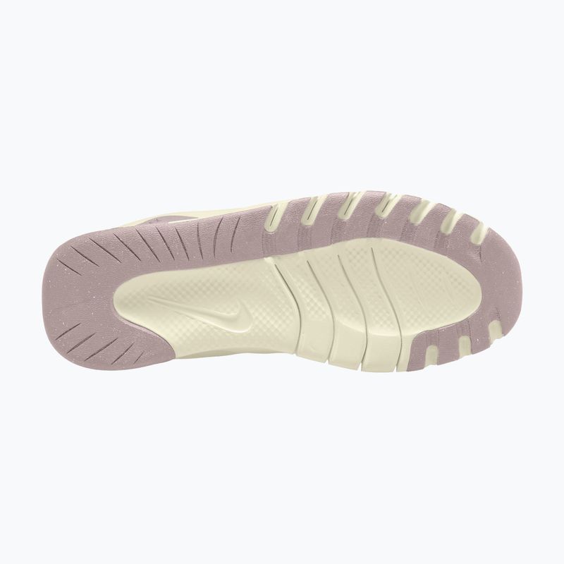Dámske tréningové topánky Nike Flex Train phantom/platinum violet/sail/fennel 3