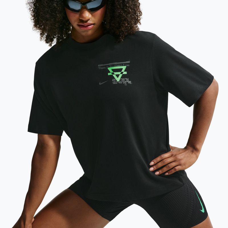 Dámske bežecké tričko Nike Swift Dri-Fit black/no color/illusion green 6
