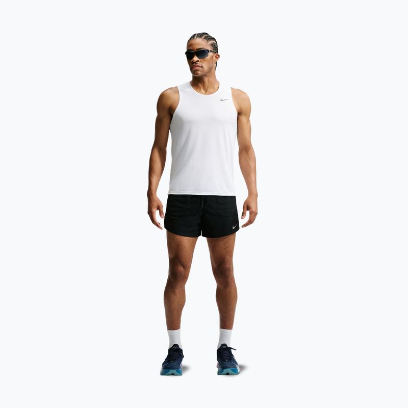 Pánske bežecké šortky Nike Stride black 2