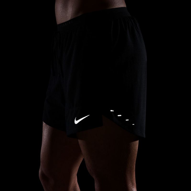 Pánske bežecké šortky Nike Stride black 7