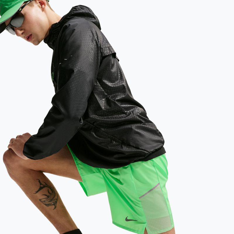 Pánske bežecké šortky Nike Miler illusion green 4
