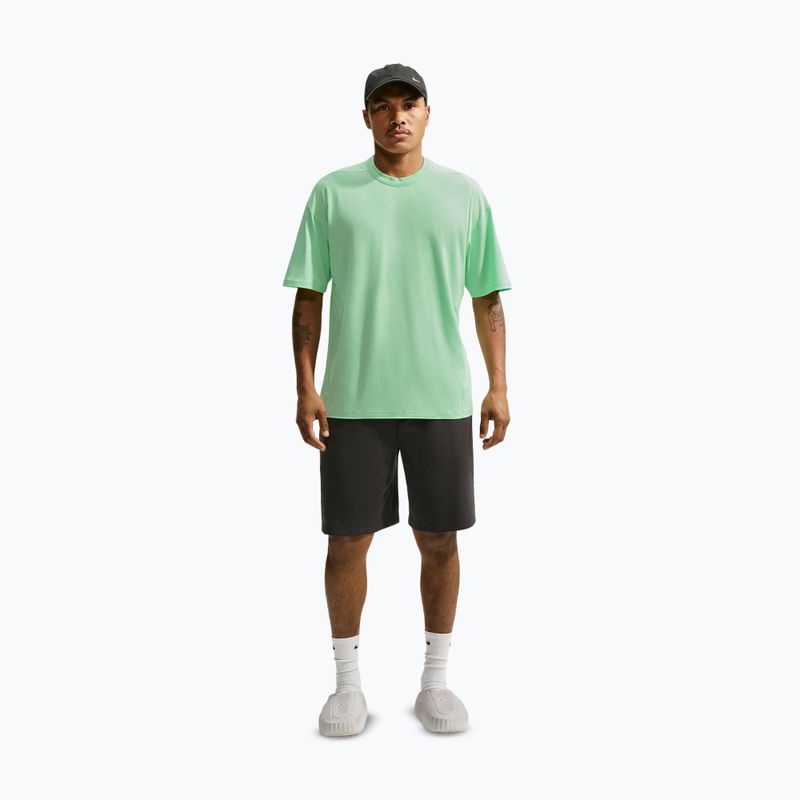 Pánske tréningové tričko Nike 24.7 ImpossiblySoft Light cucumber calm/sail/illusion green 8