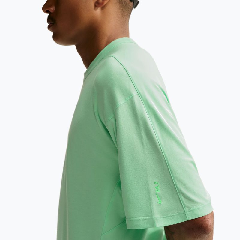 Pánske tréningové tričko Nike 24.7 ImpossiblySoft Light cucumber calm/sail/illusion green 4