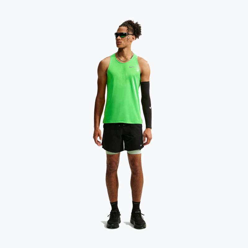 Pánske bežecké tričko Nike Stride green spark 2