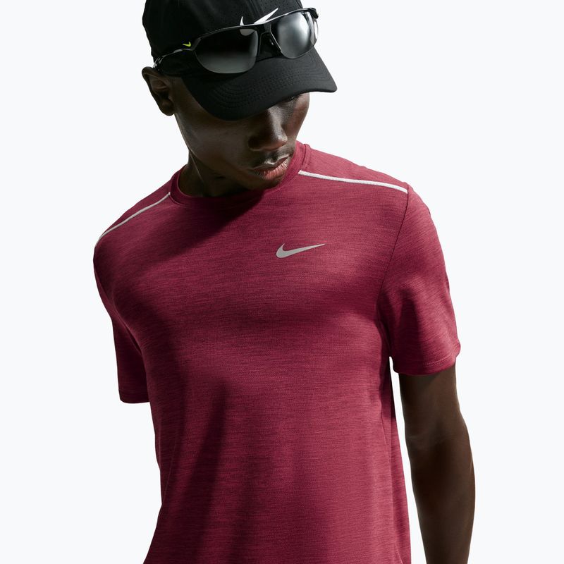 Pánske bežecké tričko Nike Miler Dri-Fit UV tough red/mystic dates 5