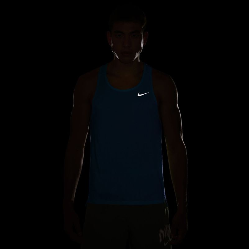Pánske bežecké tričko Nike Fast Dri-Fit light current blue 4