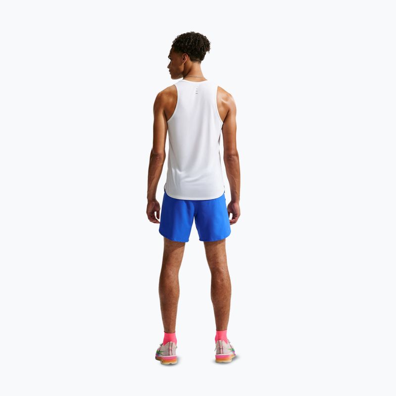 Pánske bežecké šortky Nike Stride Dri-Fit 2in1 7" hyper royal 3